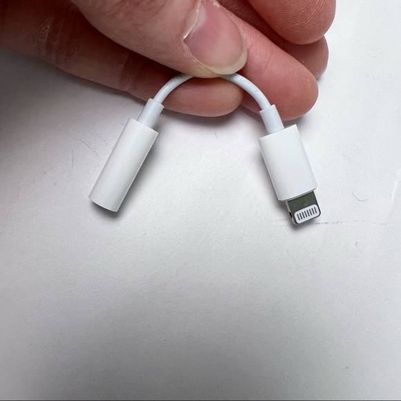 Never Used - Apple Adapter - 3.5mm headphone jack to lightning port adapter - Picture 1 of 4